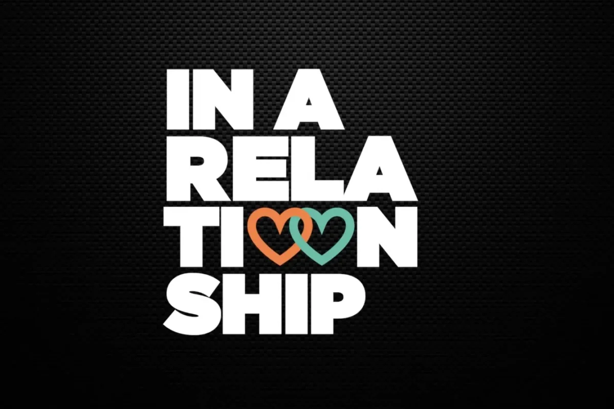 In a Relationship — imagen 4